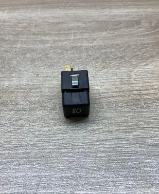 Opel Astra F Fog light switch 90226201