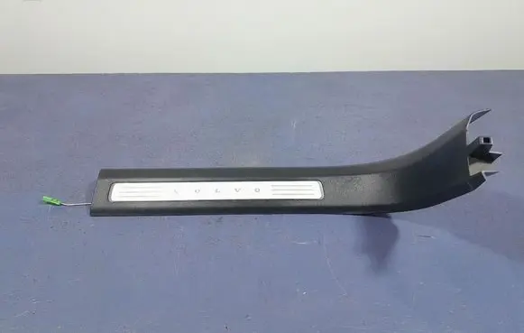 Volvo XC90 Other sill/pillar trim element 31363649