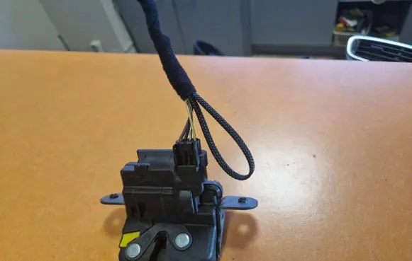 Fiat 500X Tailgate/trunk/boot lock/catch/latch 52065353