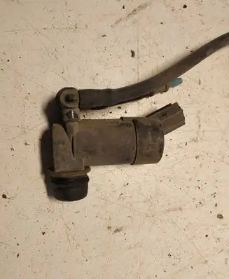 Volvo V70 Windscreen/windshield washer pump 1S7117K624FE