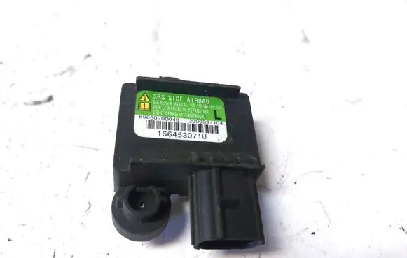 Toyota Yaris Airbag deployment crash/impact sensor 898300D040