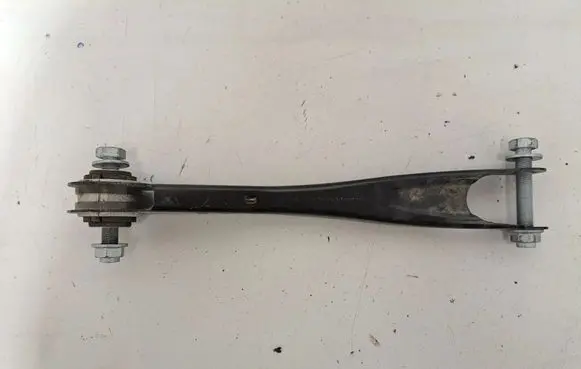 BMW X5 G05 Rear upper control arm/wishbone 6878037