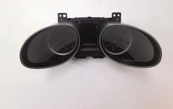 Hyundai Santa Fe Speedometer (instrument cluster)