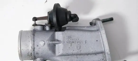 Audi A6 S6 C5 4B Throttle valve 4B0145950C