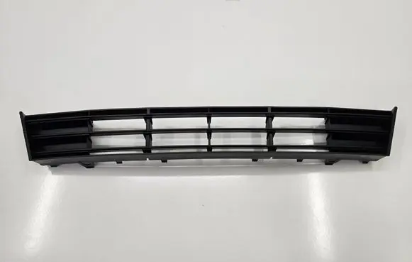 BMW 5 F10 F11 Front bumper lower grill 7331724