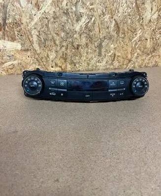 Mercedes-Benz E W211 Climate control unit 2118300890 00064806