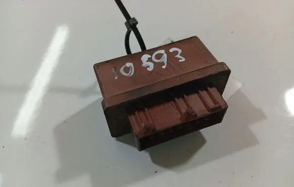 Peugeot 406 Glow plug pre-heat relay