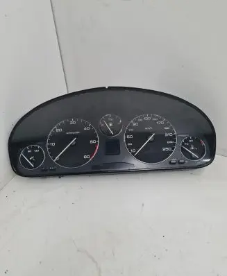 Peugeot 607 Speedometer (instrument cluster) 81115607