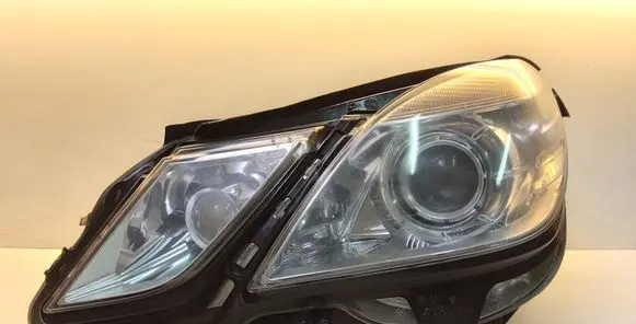 Mercedes-Benz E W212 Headlight/headlamp A2128202759