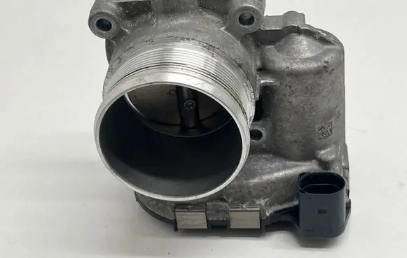 Audi Q3 F3 Throttle valve 06K133062AS 0280750824