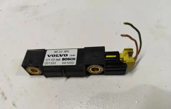Volvo V70 Airbag deployment crash/impact sensor 8622365 041000 001355