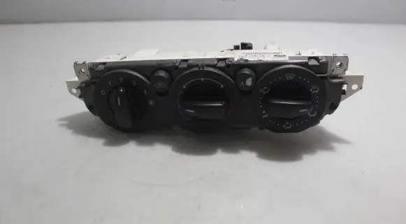 Ford Focus Interior fan control switch 