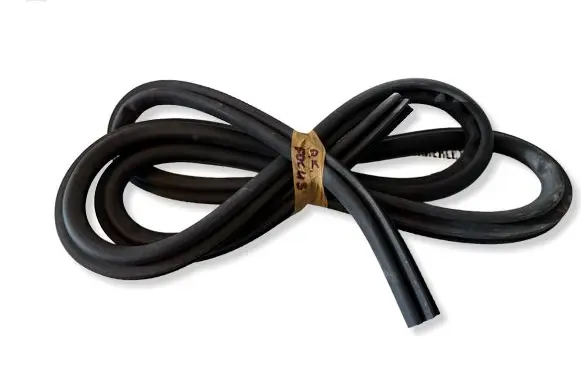 Ford Focus Front door rubber seal 