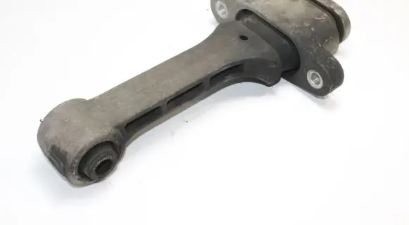 KIA Sportage Gearbox mounting bracket