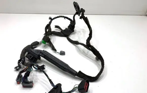 Volvo V70 Front door wiring loom 