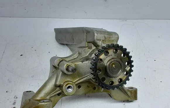 SsangYong Korando Oil pump A1721800201 CE118342 A1721810012