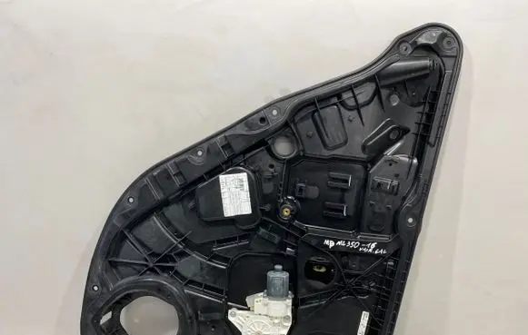 Mercedes-Benz ML W166 Rear door window regulator with motor A1667300179 A2047602134 A1668202102