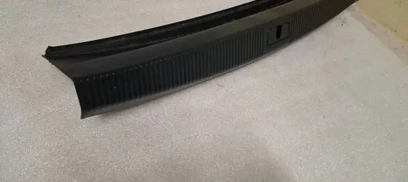 Audi A8 S8 D3 4E Trunk/boot sill cover protection 4E0863471B