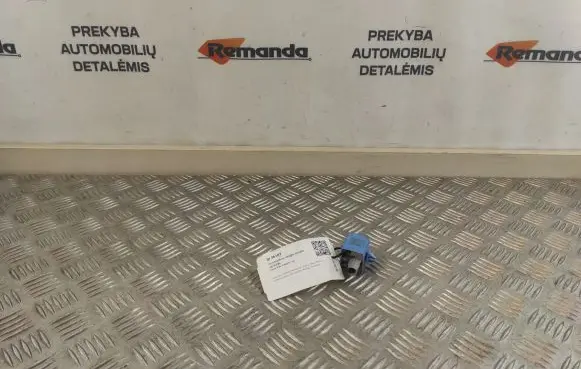 Toyota RAV 4 (XA50) Airbag deployment crash/impact sensor 8974730040 0689004580