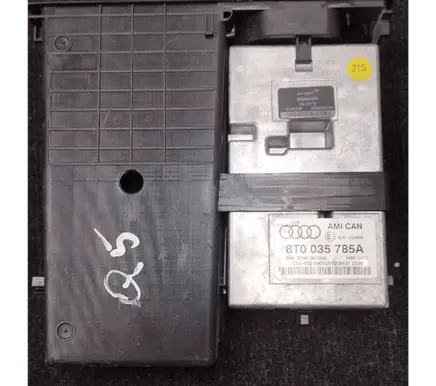 Audi Q5 SQ5 Head unit multimedia control 8T0035785A V290007000