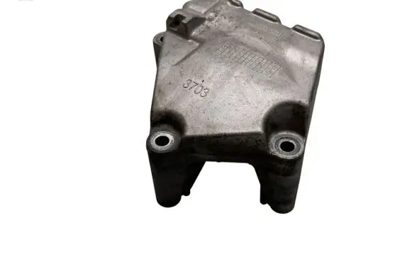 Buick Encore I Engine mounting bracket 95073703