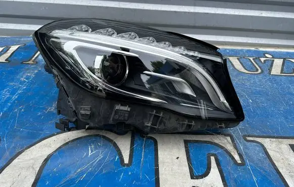 Mercedes-Benz GLA W156 Headlight/headlamp A1569061800