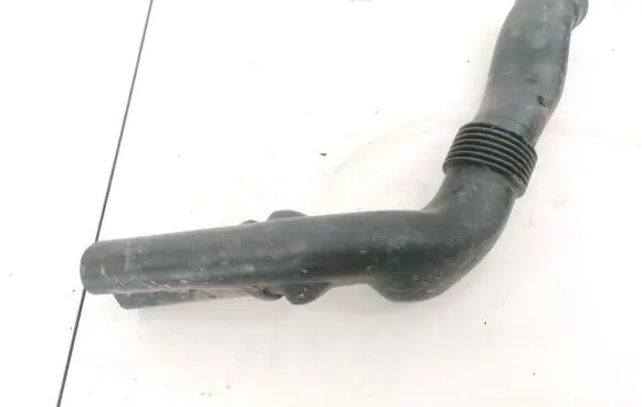 Volvo S60 Air intake hose/pipe 8674836