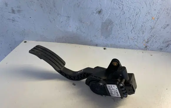 Renault Laguna III Accelerator throttle pedal 0280755085 180050001R