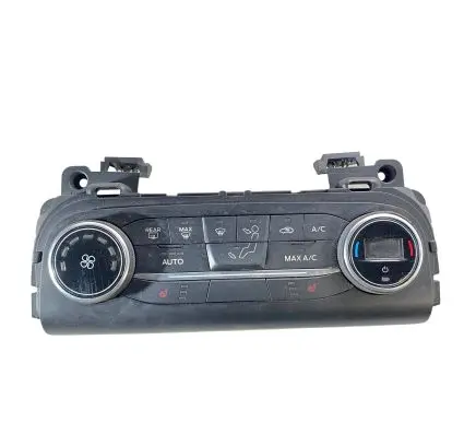 Ford Escape IV Climate control unit LJ6T18C612LC