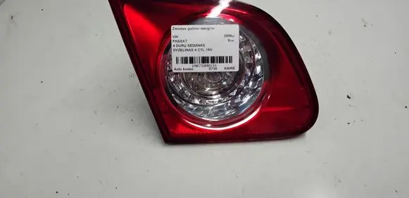 Volkswagen PASSAT B6 Tailgate rear/tail lights