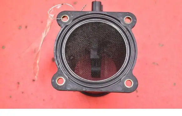 Nissan Primera Mass air flow meter 226805U400