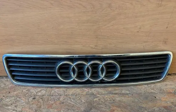 Audi A4 S4 B5 8D Front grill 8D0853651J