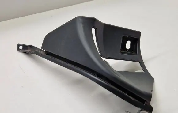 BMW 3 F30 F35 F31 Seat belt trim 7256114