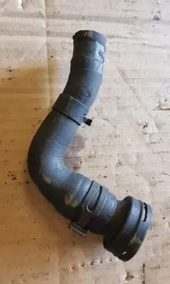 Volkswagen Transporter - Caravelle T5 Engine coolant pipe/hose 7E0121113B