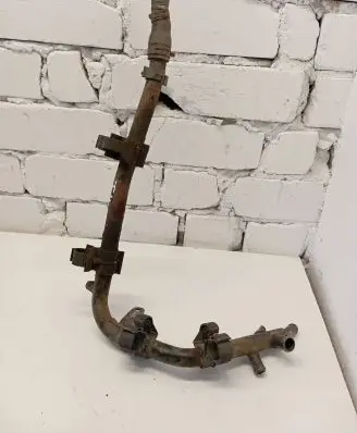 Coolant pipe/hose