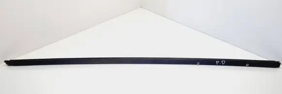 Renault Master III Front door windshield rail 8200685577