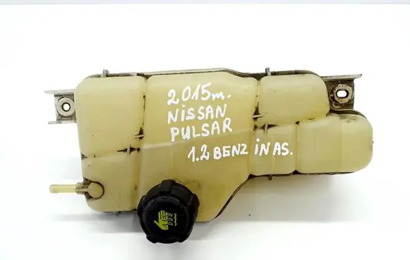 Nissan Pulsar Coolant expansion tank/reservoir