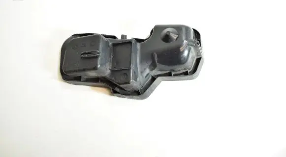 Audi A6 S6 C5 4B Headlight/headlamp dust cover 15381400