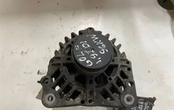 Volkswagen Golf IV Generator/alternator 038903023R 2542245C 009306