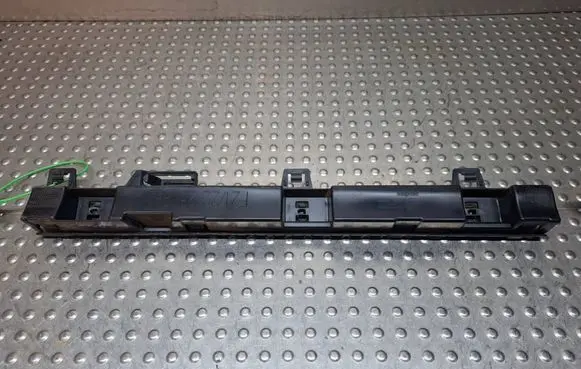 BMW 2 F22 F23 Sill supporting ledge S27705901 7268074