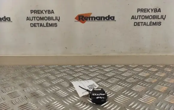 Renault Trafic II (X83) Central locking switch button 8200041254 2648802