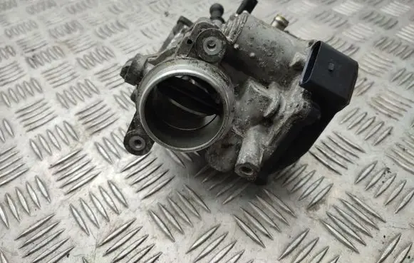 Skoda Octavia Mk3 (5E) Electric throttle body valve 04L128537B 04L128063P