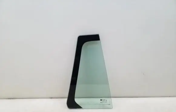 Rear vent window glass