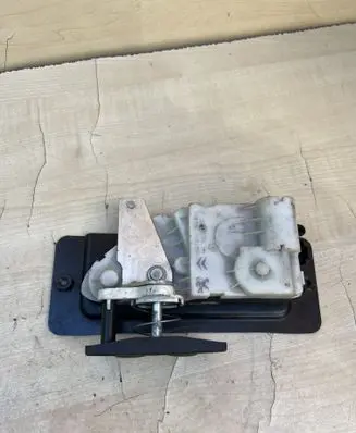 Peugeot 607 Tailgate/trunk/boot lock/catch/latch 9656395580