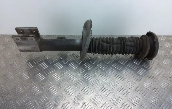 Peugeot 308 Front shock absorber/damper