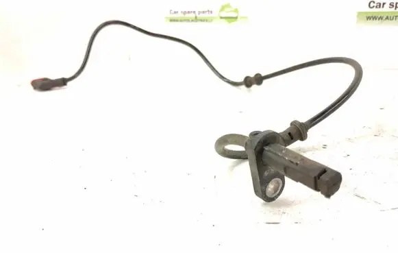 Mercedes-Benz E W212 ABS rear brake sensor 2125402117 A2125402117