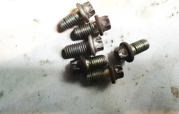 Opel Vectra C Nuts/bolts 