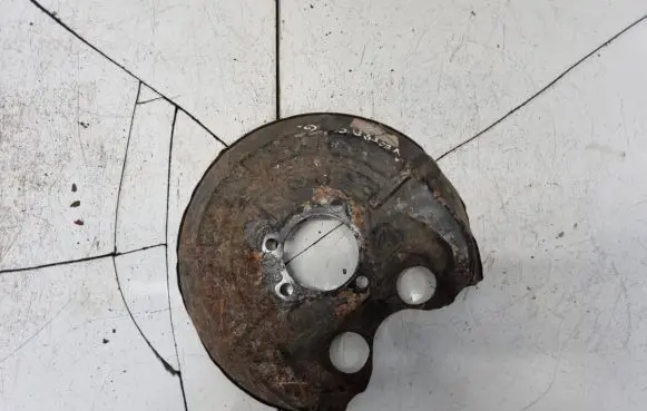 Opel Vectra C Rear brake disc plate dust cover 