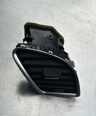 Audi A5 Sportback 8TA Dashboard side air vent grill/cover trim 8T1820902B