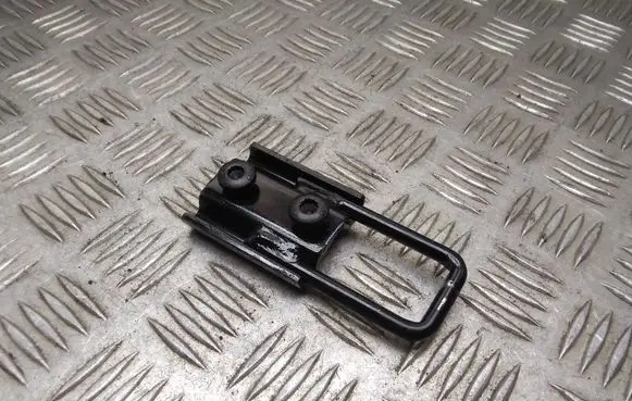 Volkswagen Transporter - Caravelle T6 Rear door lock loop/hook striker 7H0827537